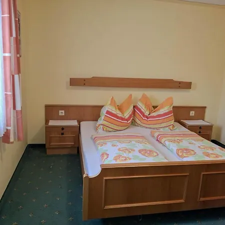 Ingrid Iii Apartment